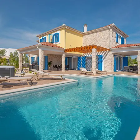 Villa Zaton